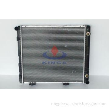 Auto parts Mercedes Benz Radiator Of W124 / 250D / E250D /